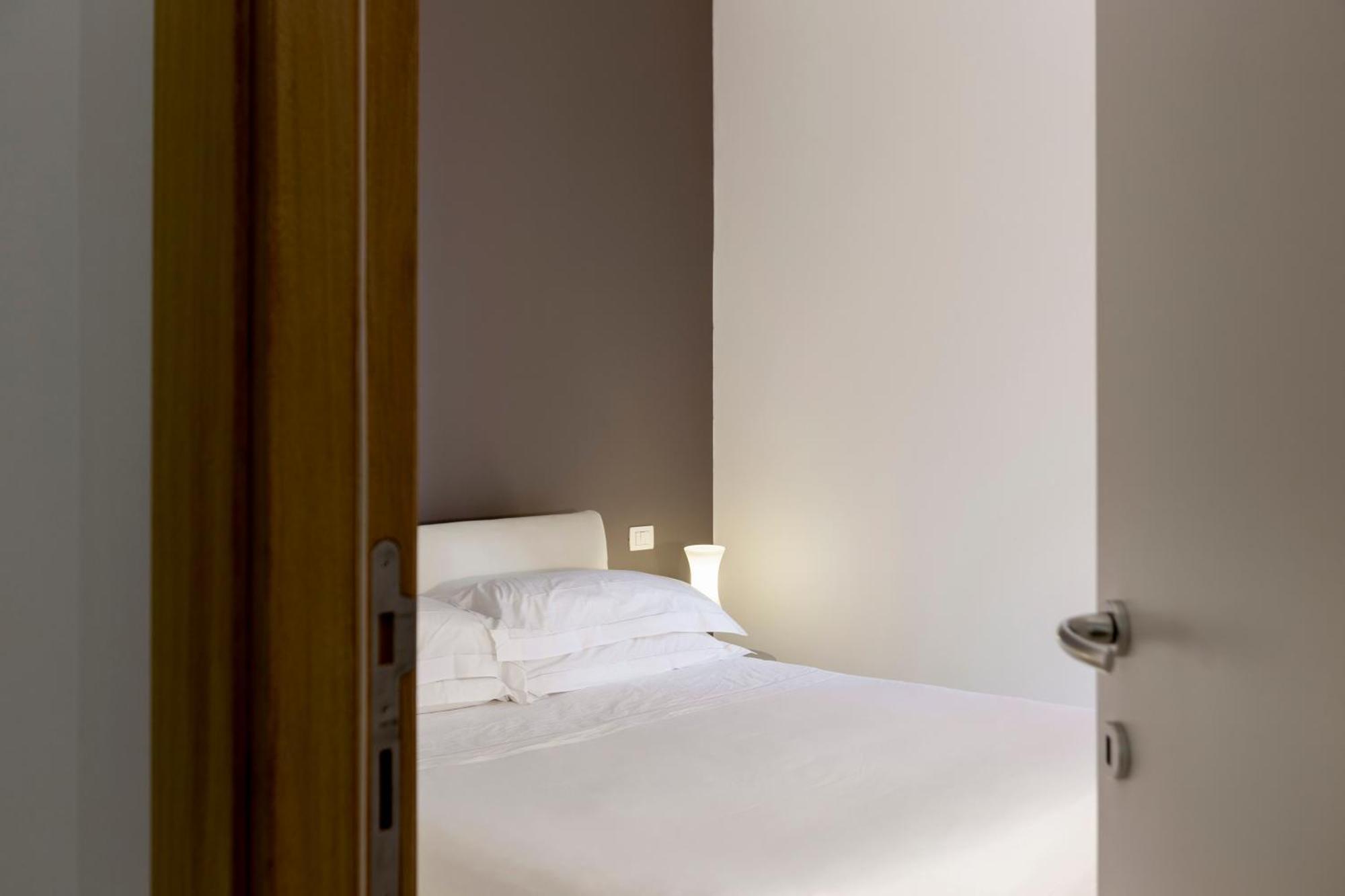 מילאנו Comfort Suites Garibaldi חדר תמונה